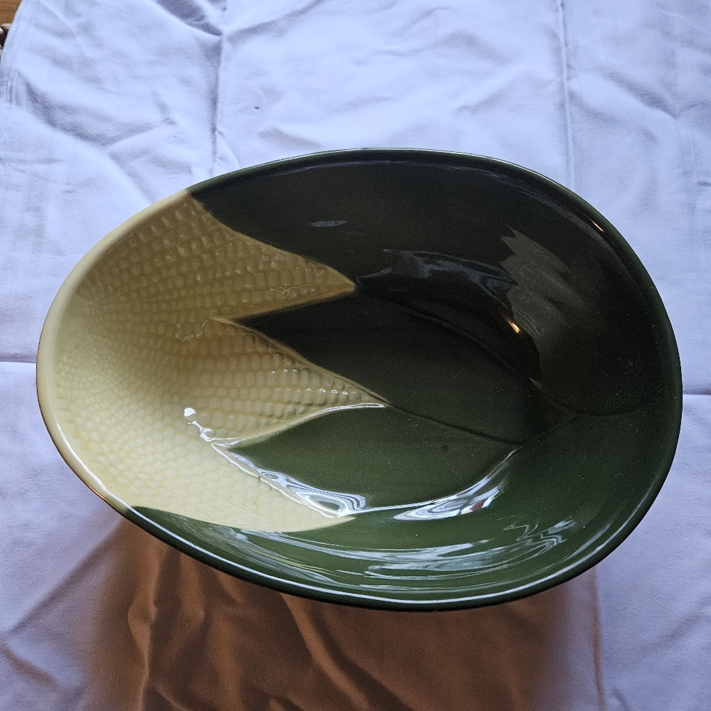 Shawnee Corn King Serving Bowl